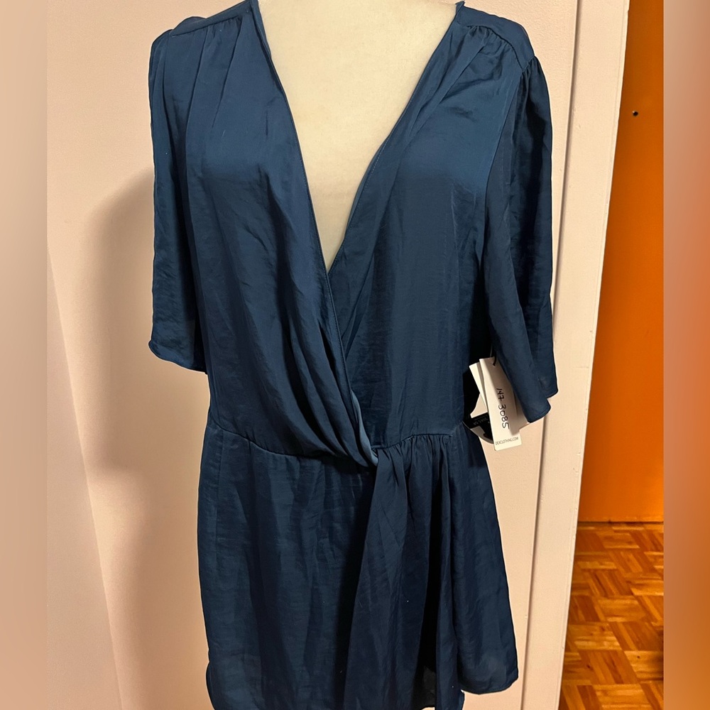 Dex adjustable tunic top
